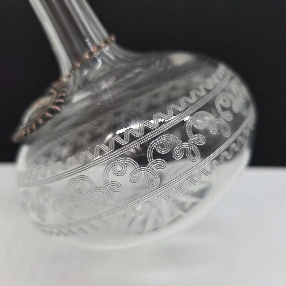 Vintage Etched Crystal Brandy Decanter With Stopper & Silver Plated Label - Picture 8 of 10